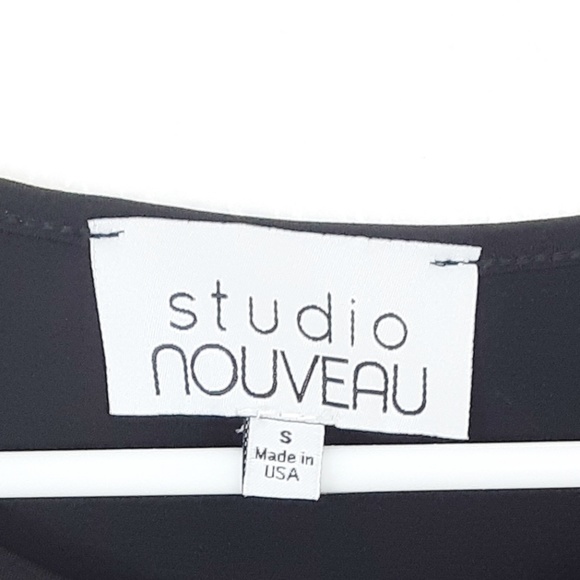 Studio Nouveau Tunic Top Asymmetrical Hem Artsy S - Picture 4 of 5